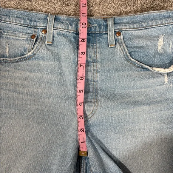 Levi’s Premium Cutoff Dad Shorts 30 Light Wash High Rise Button Fly Denim - Picture 8 of 9